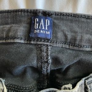 GAP skinny capris
